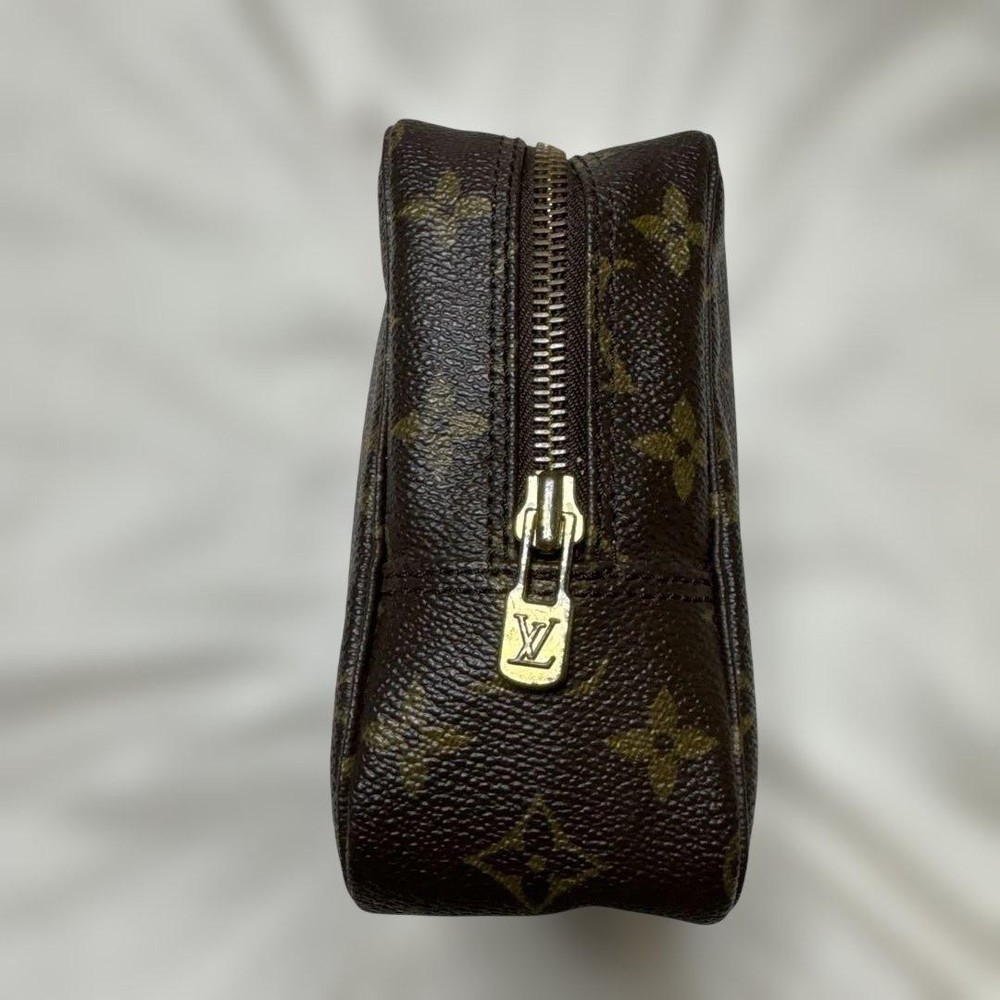 Louis Vuitton pouch