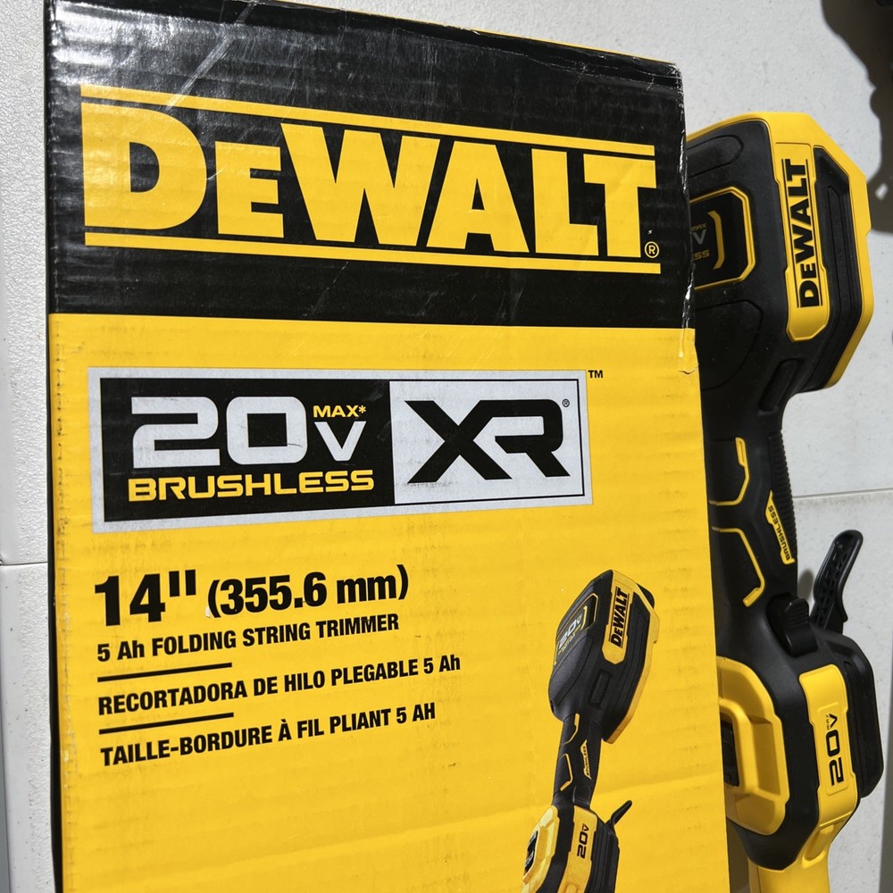 DEWALT DCST922P1 20V MAX 14” Cordless Folding Dual Line String Trimmer Kit