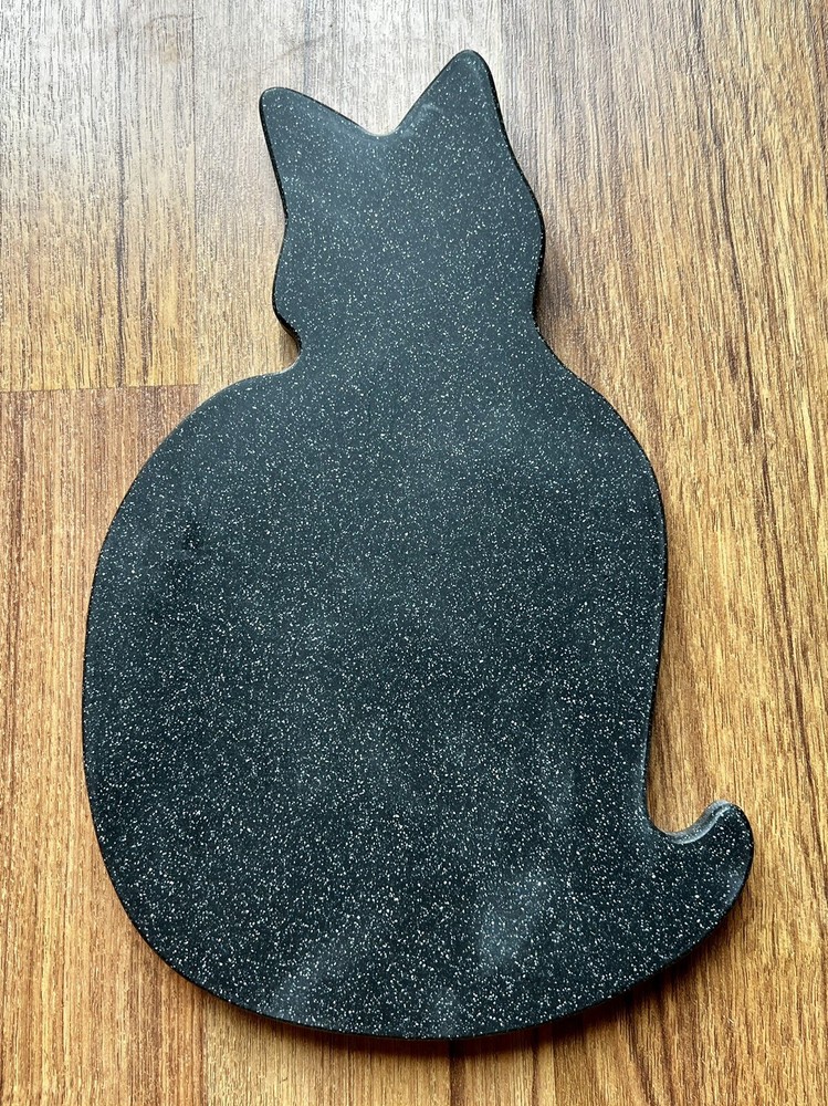 Black Cat Hot Plate Or Decoration