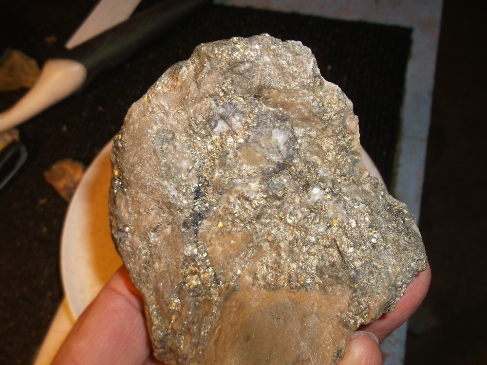 Gold, silver, copper, 357 grams samples ,ore high grade .