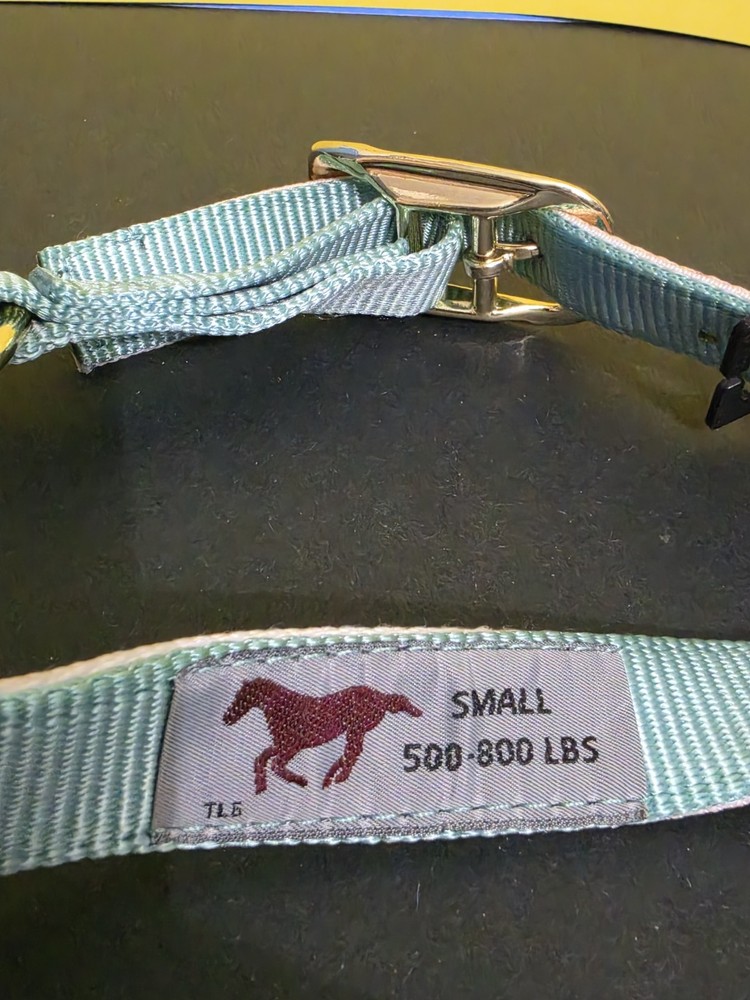 Hamilton Adjustable Halter with Headpole Size: Small 500-800LBS