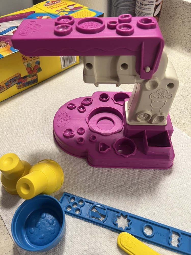 Play Doh Ice Cream Playshop