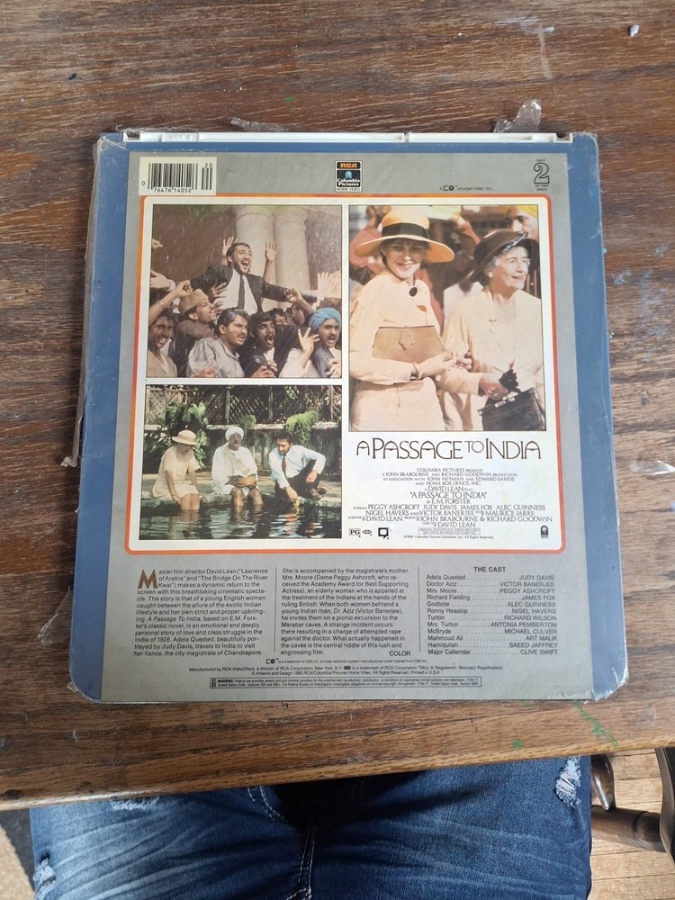 A Passage To India CED VIDEO DISC 2 Disc's