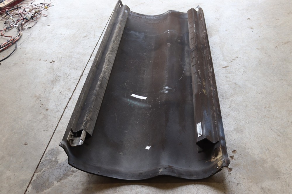 96-2010 KENWORTH T2000 LEFT DRIVER SLEEPER CAB MIDDLE FAIRING PANEL COVER OEM