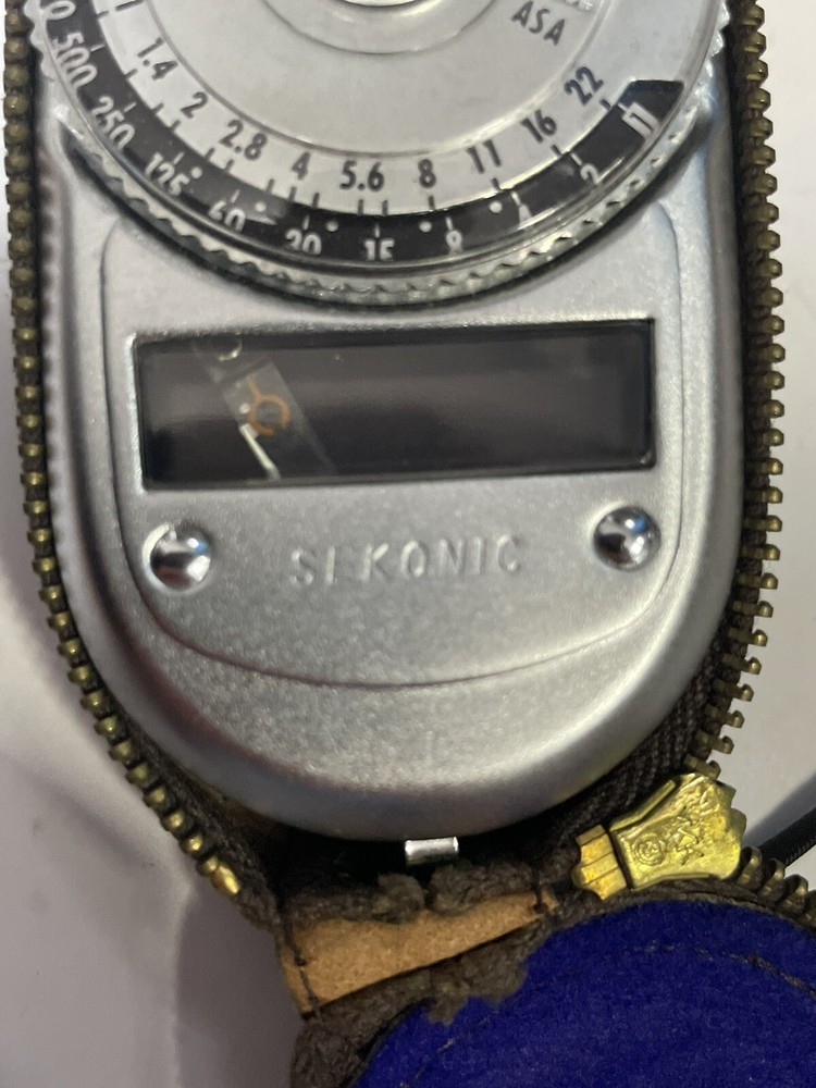 Vintage Sekonic Auto-Leader Light Meter Model 38 with Box & Strap