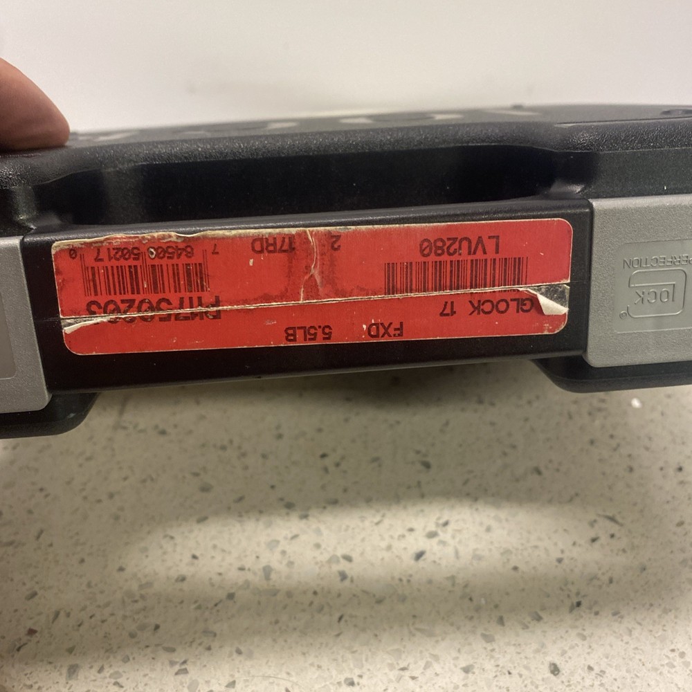 Glock 17 Original Plastic Case W/extras