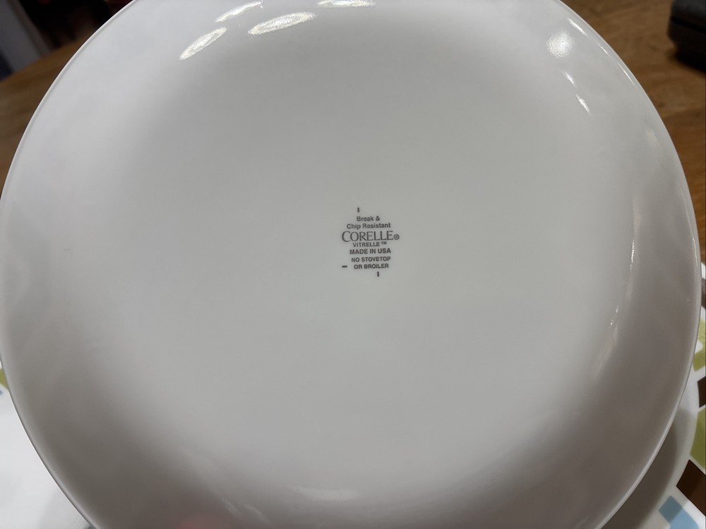Corning Corelle Geometric Squared 2 Dinner Plates & 4 Bread Plates No Chips