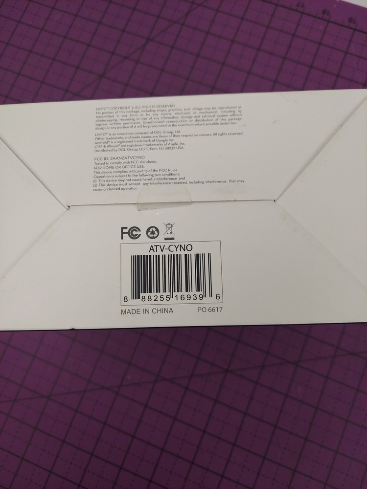 Cynoculars Virtual Reality Headset and Wireless Remote Pre-Owned