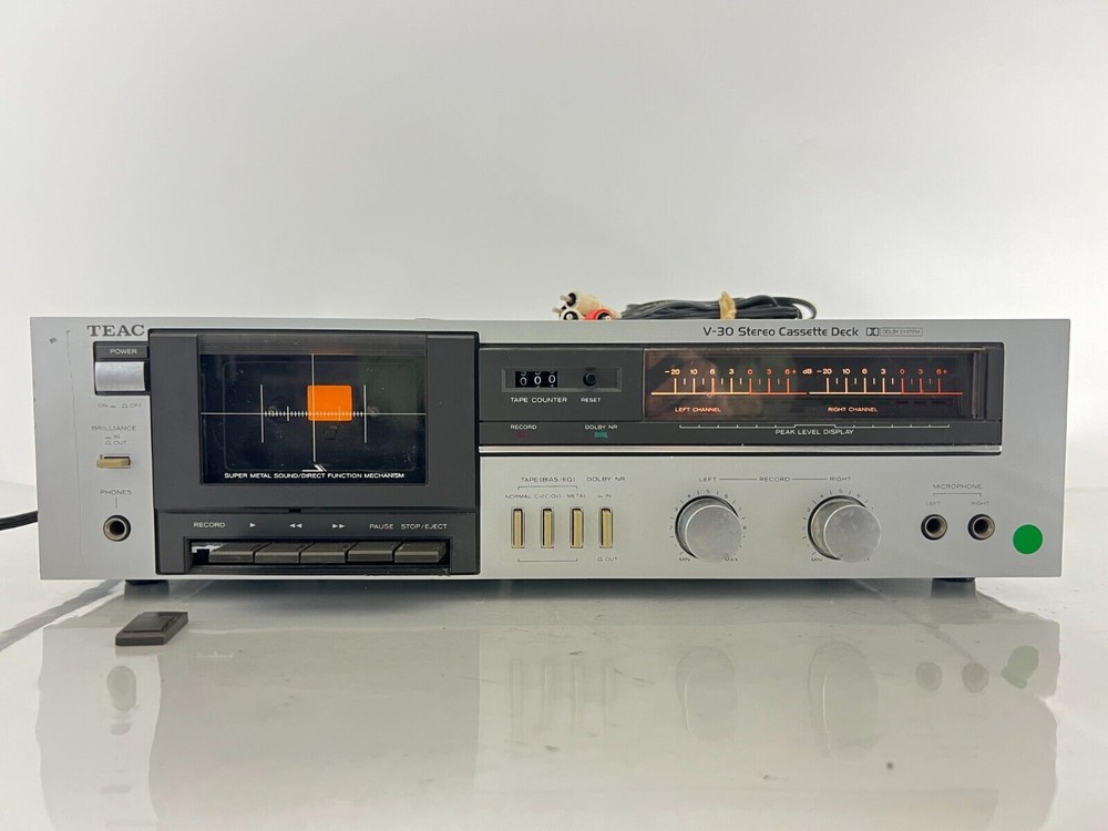 TEAC V-30 Stereo Audio Cassette Tape Deck Component Japan - Broken Record Button