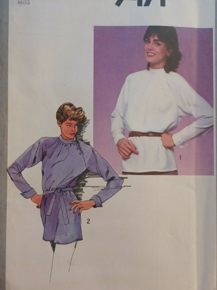 Vtg Simplicity pattern 9471 Misses pullover Tunic or Top size 6 & 8 uncut