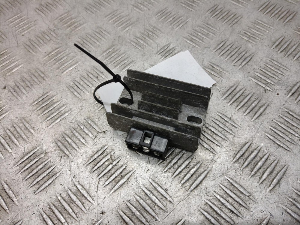 2004 PIAGGIO VESPA GT 125 Regulator Recitfier