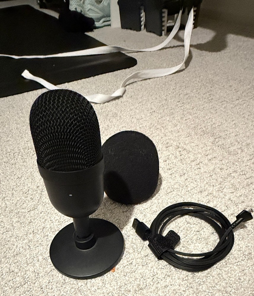 Razer Seiren Mini USB Streaming Microphone