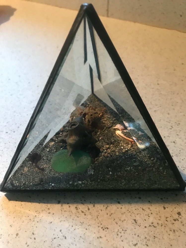 5x5x5 Sea Pyramid using Beveled Glass Triangles