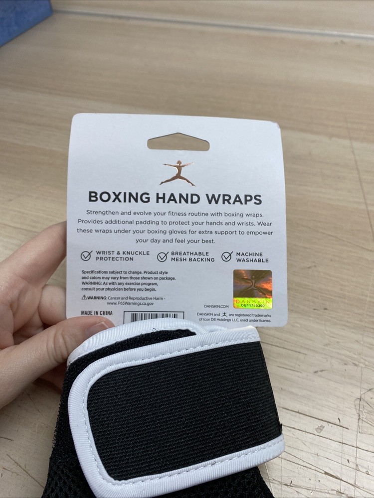 Danskin Boxing Hand Wraps Black