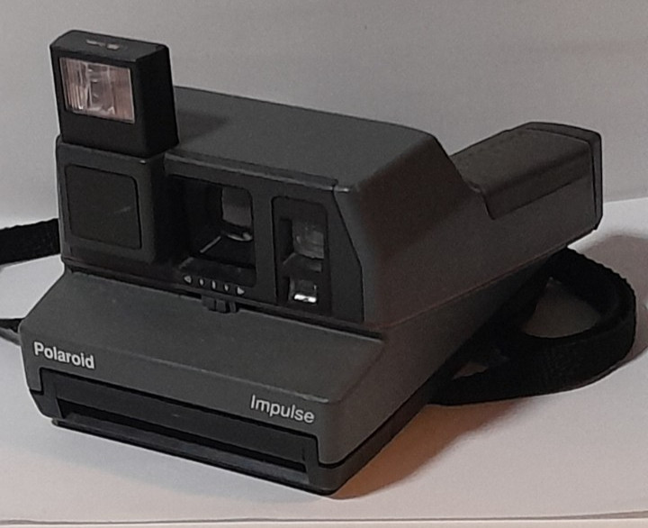 Polaroid Impulse Instant Camera Grey 600 With Strap-Untested