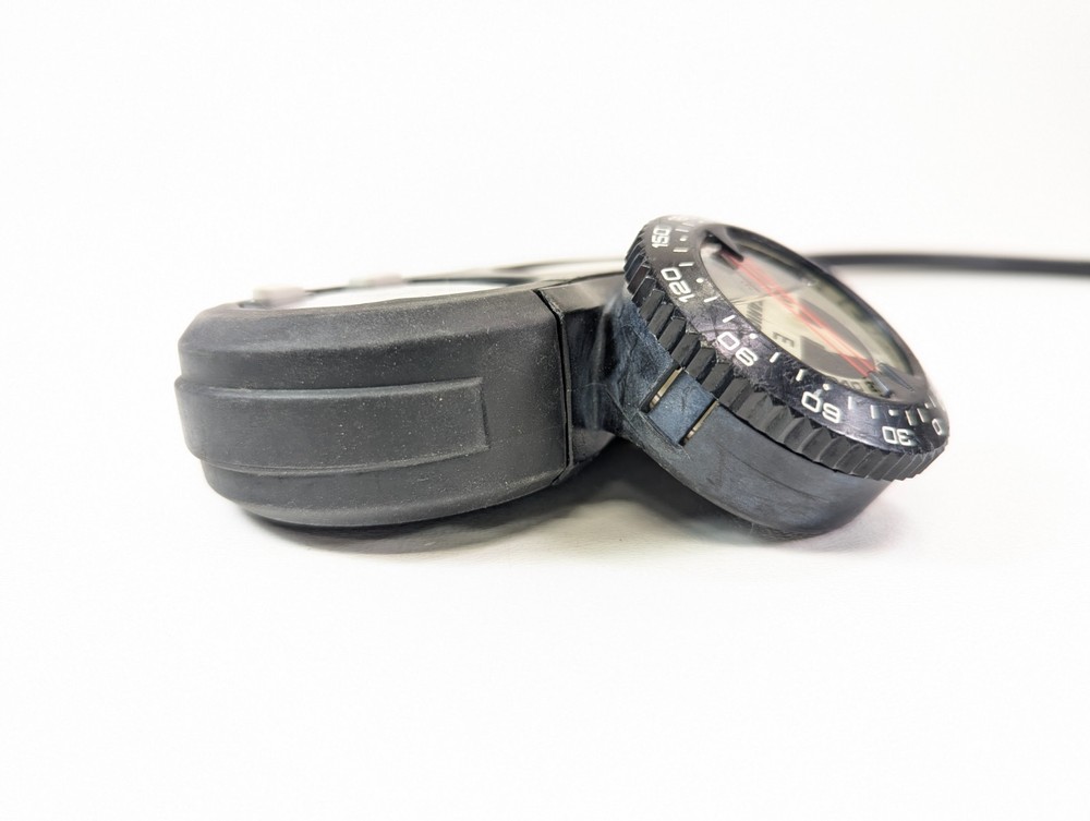 Aeris 100s Air Integrated Scuba Dive Computer Console with Compass 100 S #5582