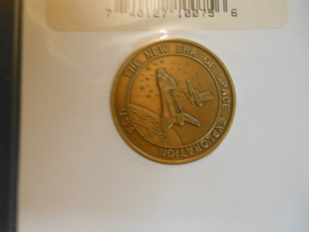 Space Shuttle Crew Emblem STS-75 Columbia 1996