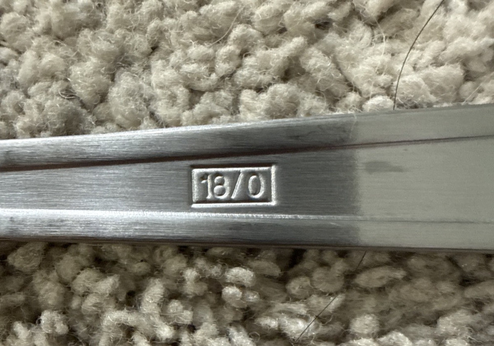 29-pc Unbranded 18/0 Stainless China Flatware EUC Heavy, High Quality Fork Spoon
