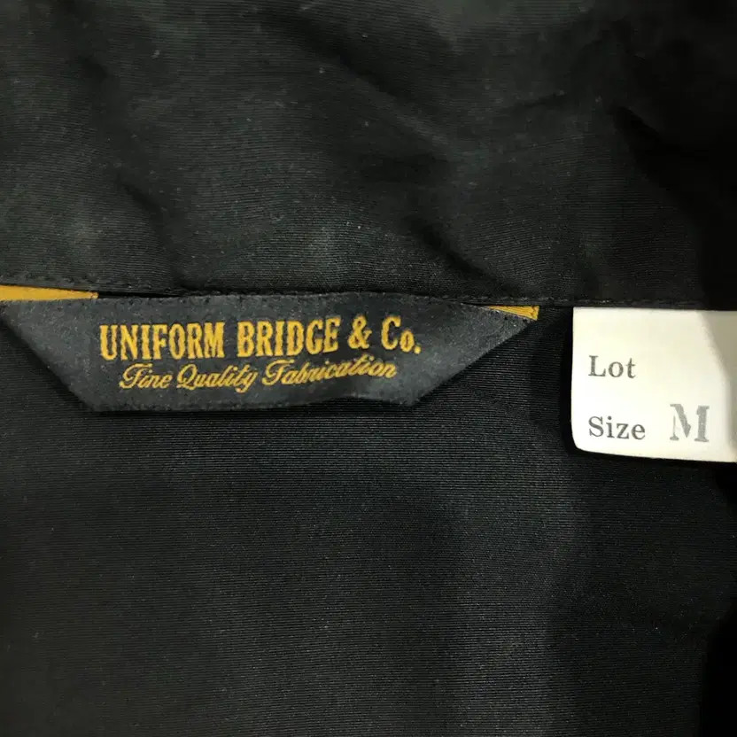 M Uniform Bridge Quad Pocket Utility Jacket Official