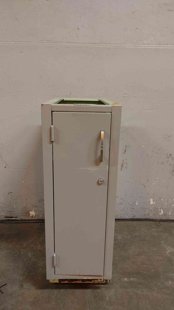 1' Duralab Doors Only Casework (108330)