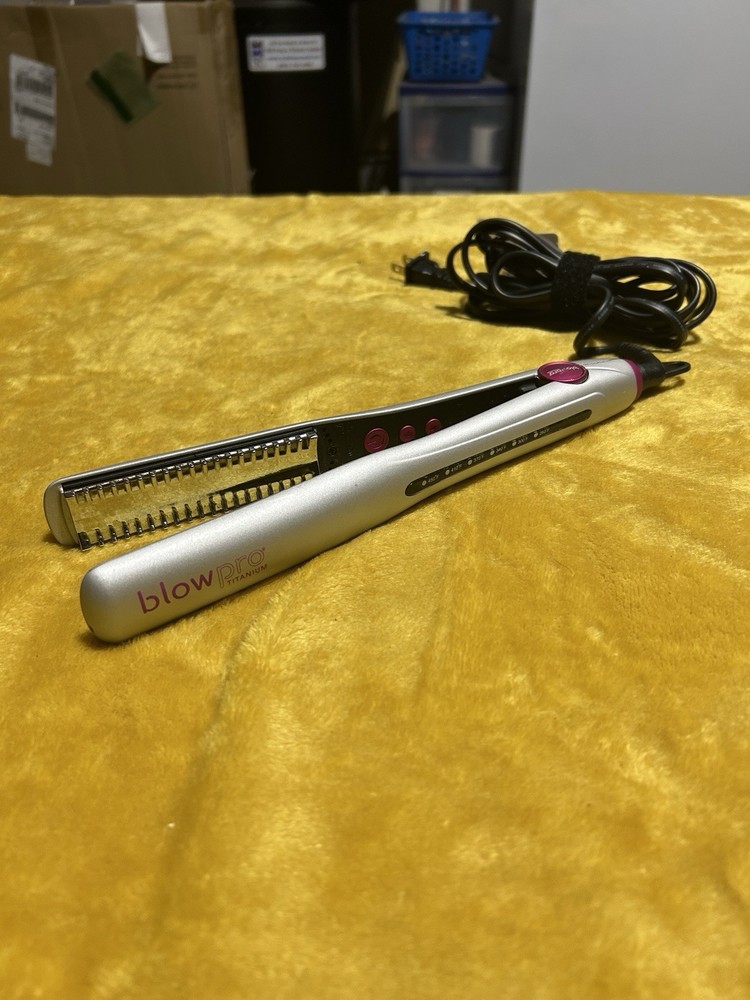 Body By Blowpro Titanium Styling Iron