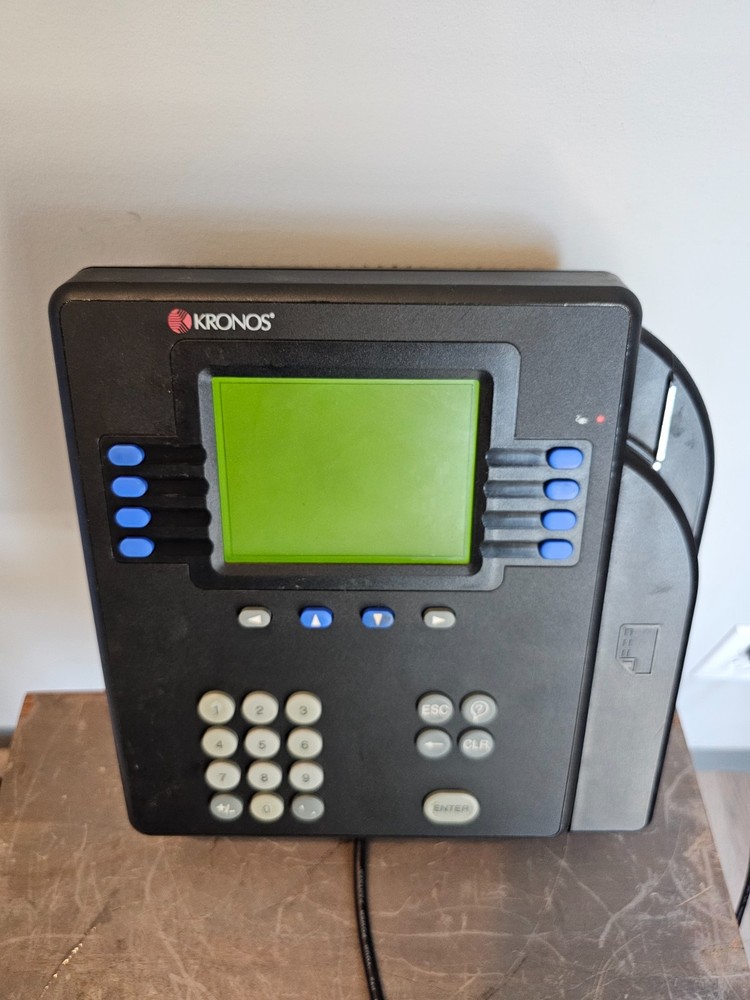 Kronos System 4500 Ethernet Time Clock (8602800-501) Working