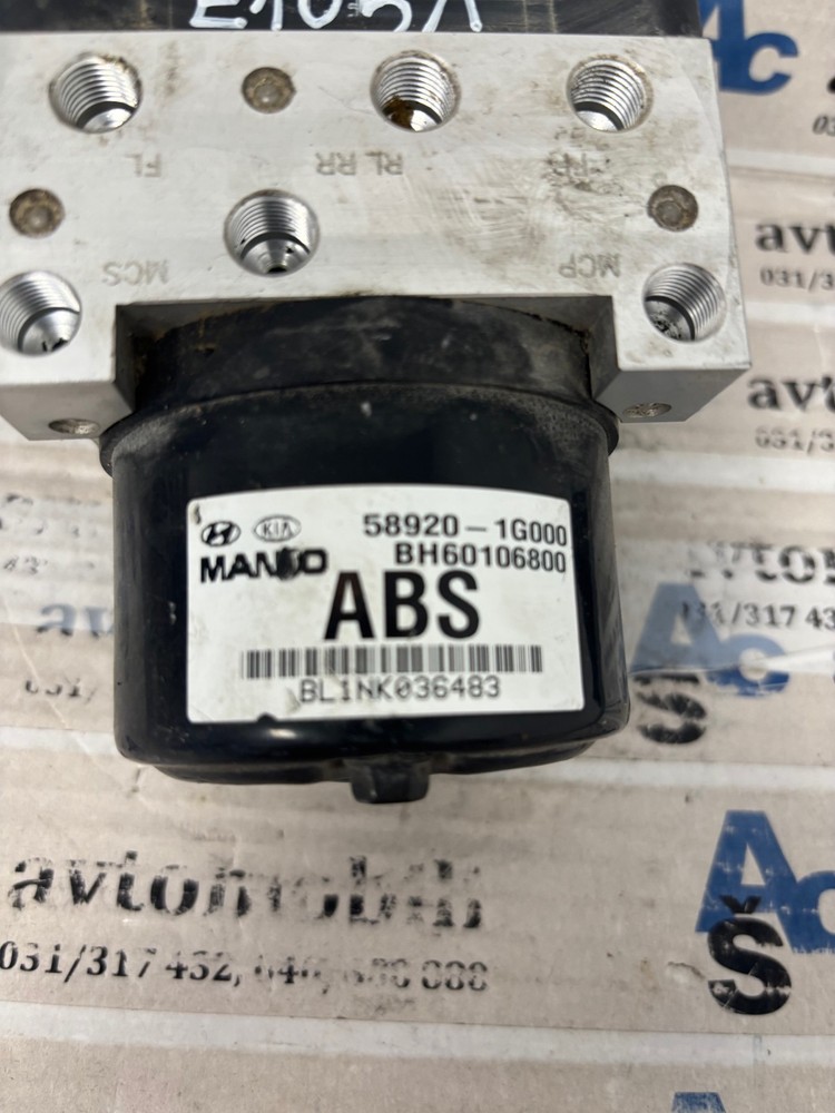 589201G000 Hyundai Accent ABS Pump