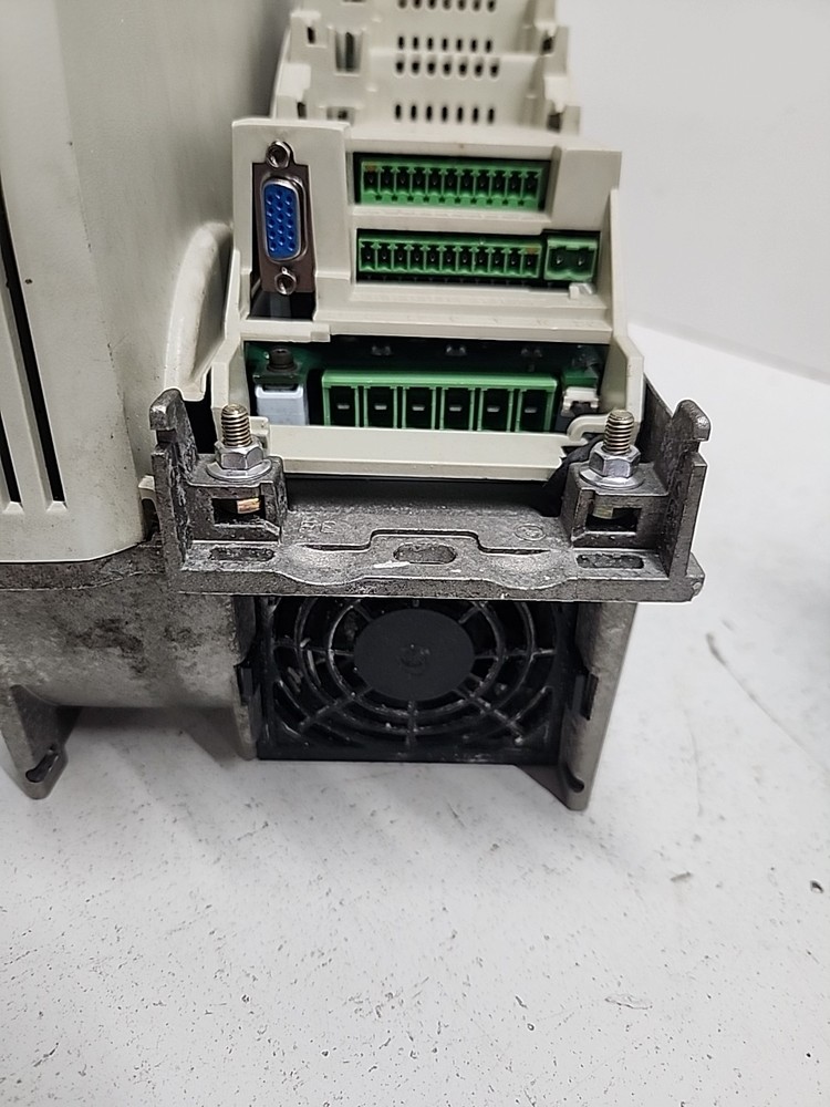 Control Techniques UNIDRIVE SP2403 **USED ** READ DESCRIPTION **