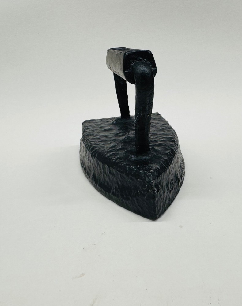King Cast Iron Sad Iron 7 Vintage Antique