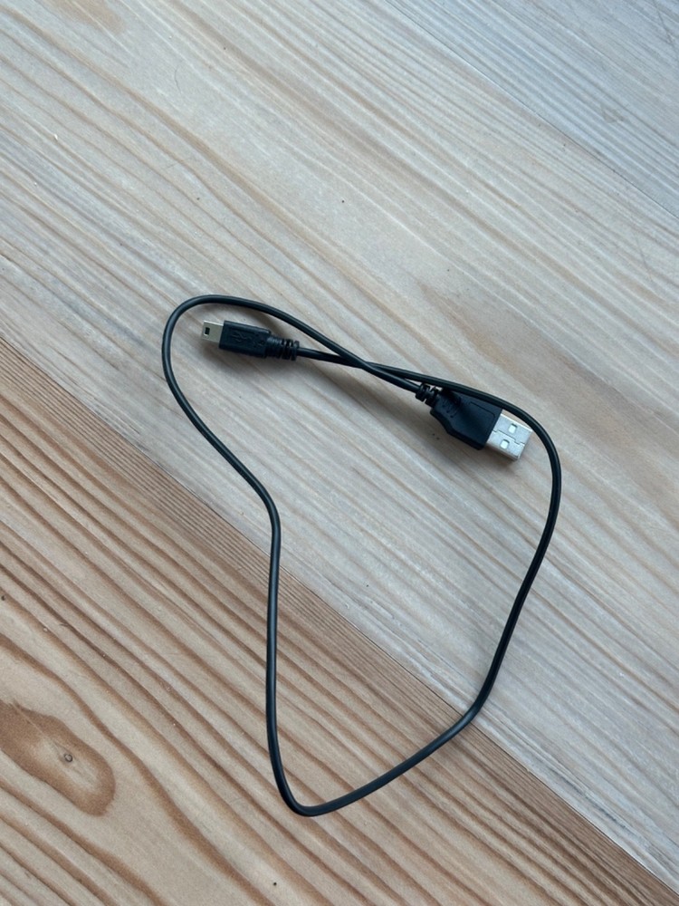 Lot Electronics Cables ~ Cords ~ Adapters