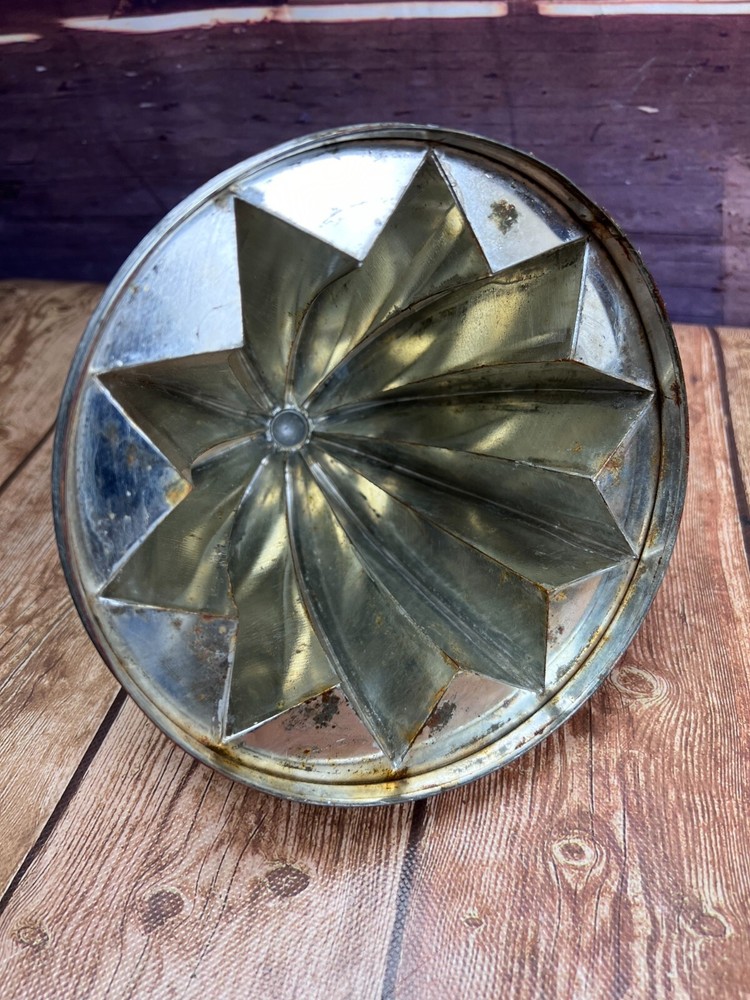 Vintage Cake Pudding Mold Made in Italy