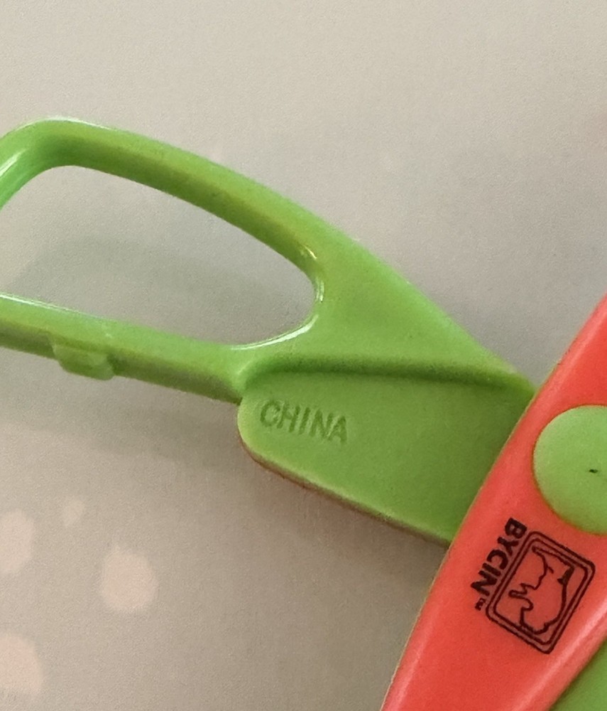 BYCIN Decorative Paper Edging Craft Scissors - Square Wave Pattern