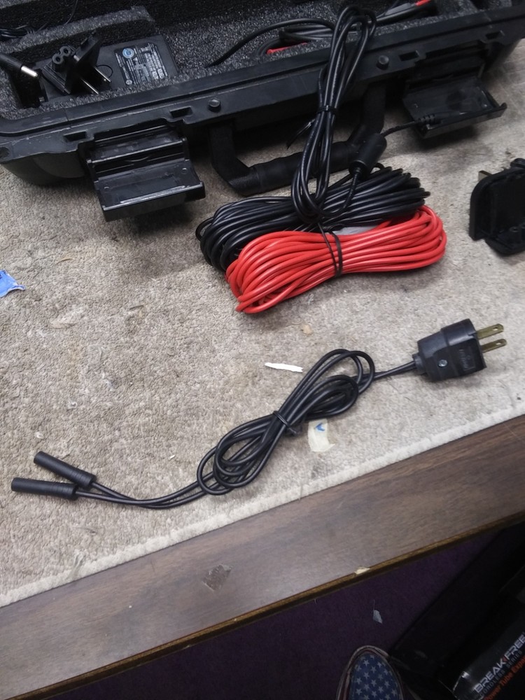 Amprobe AT-4000-A Advanced Circuit Tracer Kit W/ Case & Accessories