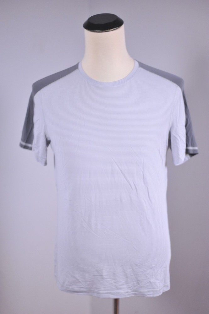 Lululemon Assert Tech Short Sleeve Gray Men’s Medium M