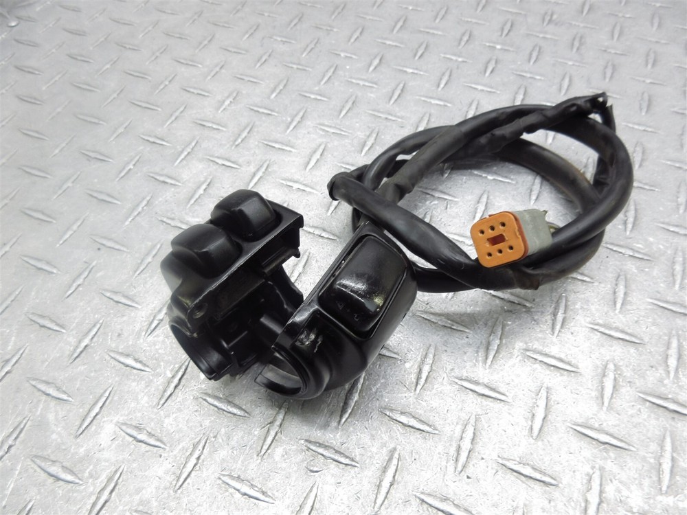 2005 Harley Softail Deluxe FLSTNI Left Handlebar Control Switch Handle Bar