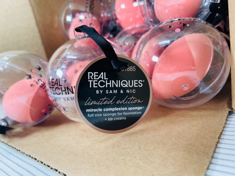 Case of 25 Real Techniques Miracle Complexion Foundation 3 n 1 blending Sponge