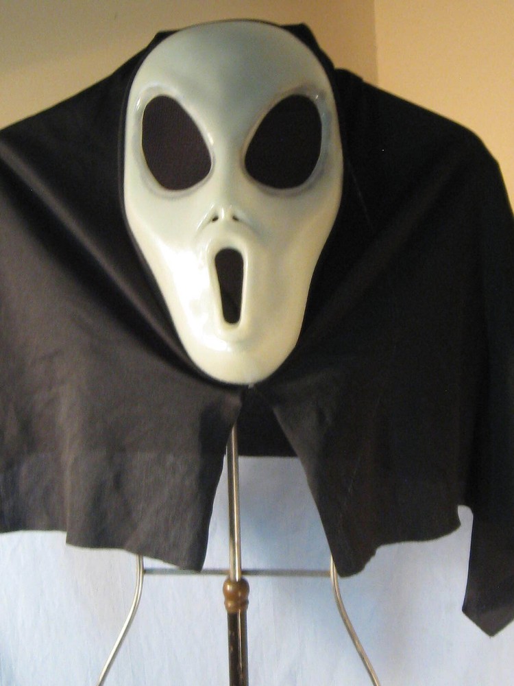 Scream Style Halloween Alien FACE Mask