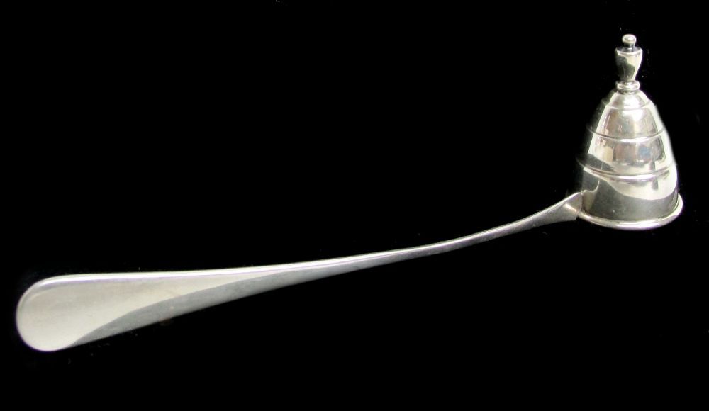 PERFECT SIZE STERLING SILVER SMALL CANDLE SNUFF