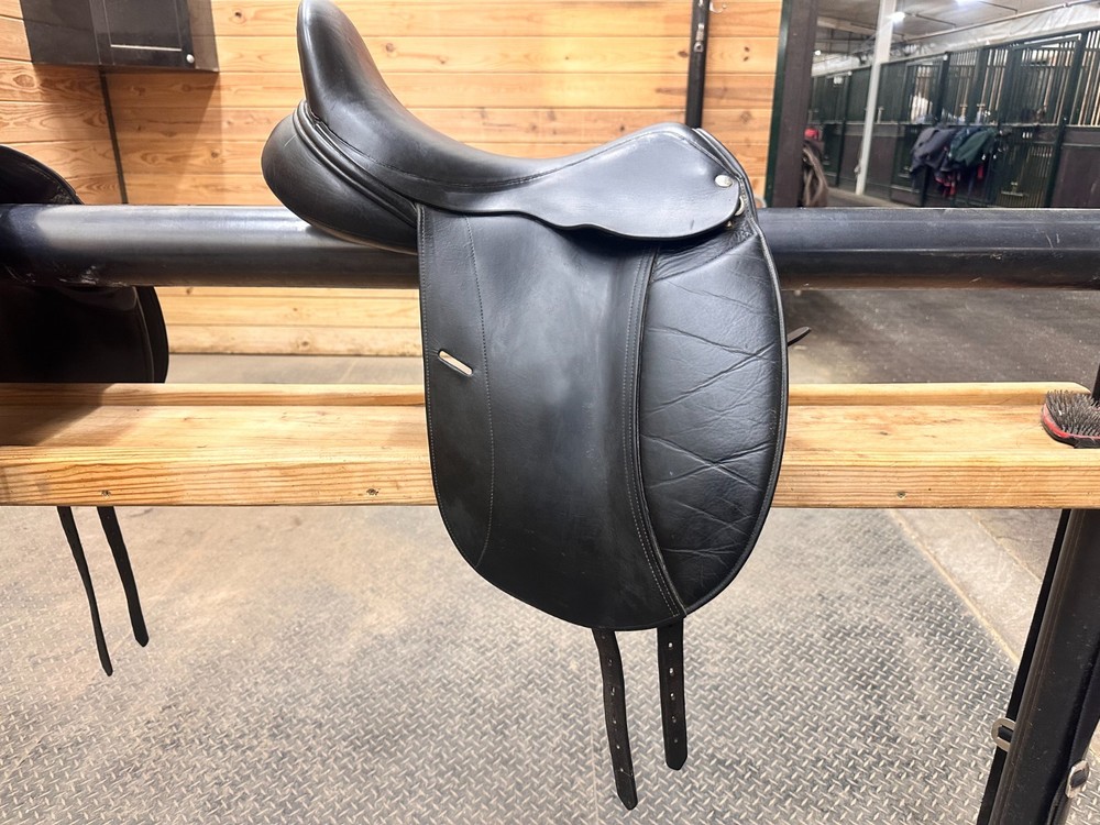 Used Dressage Saddle