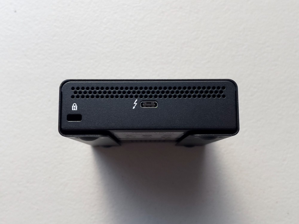 Awesome Atech Blackjet TX-1CXQ CFexpress Type B / XQD Thunderbolt 3 Card Reader