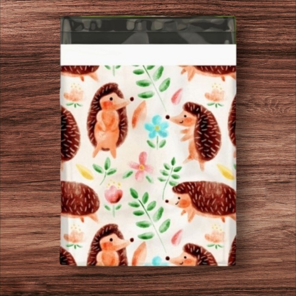 30 Woodland Hedgehog 10x13 Poly Mailers