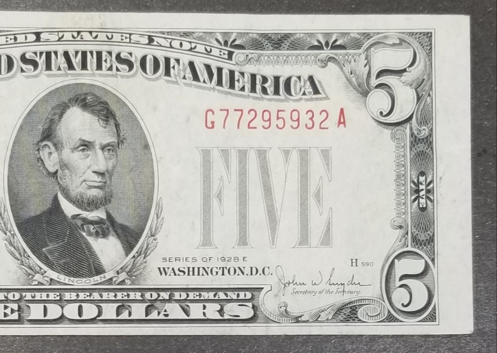 1928 F $5 US RED SEAL WITH FRONT AND BACK PRINT SHIFT ERROR LIGHTLY CIRCULATED
