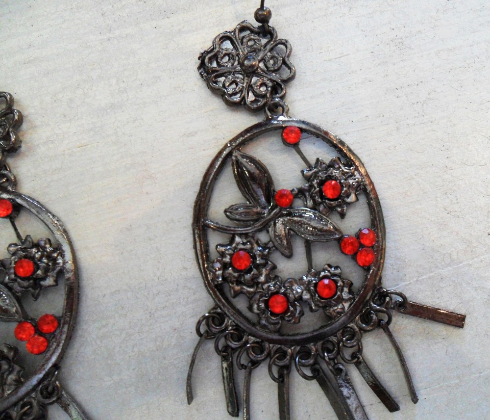 Handmade Morocco Red Rhinestones & Silvertone Dangle EARRINGS, For Pierced Ears