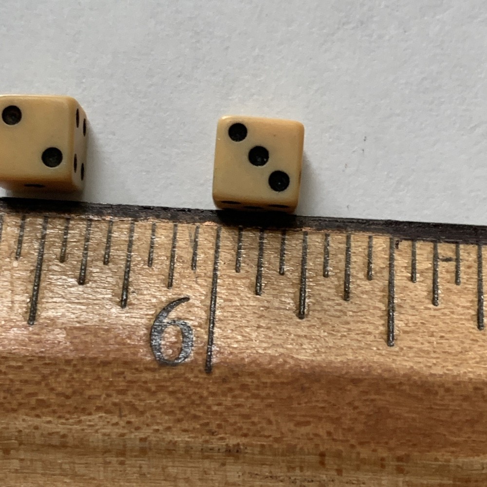 Two 1/4” Butterscotch Dice
