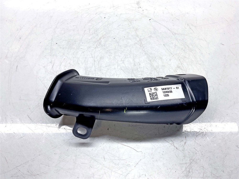 2025 BMW R1300GS --- Left Snorkel - 13719829385