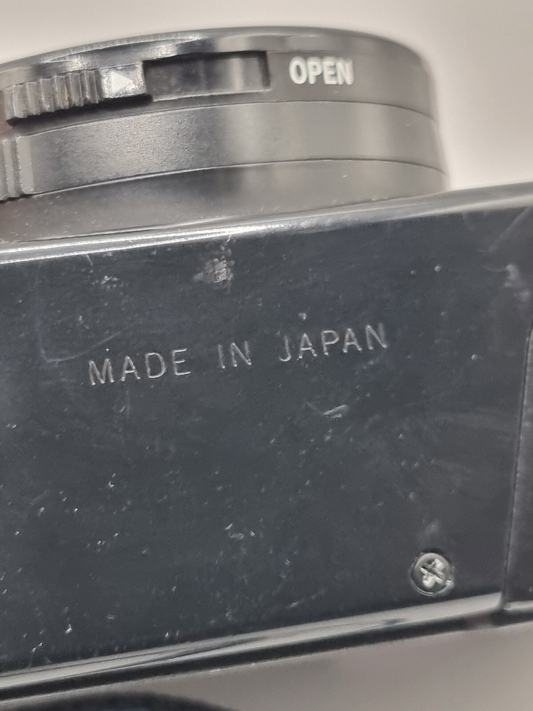 Untested Olympus AFL Professional / Collectable Camera With Olympus Bag & Strap