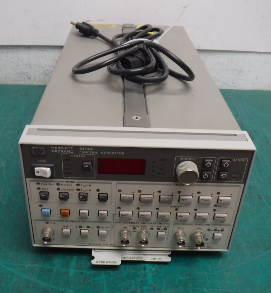 Hewlett Packard HP 3314A Function Generator Unit