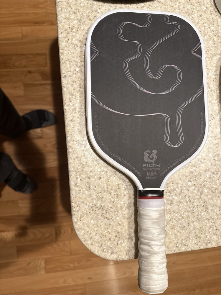 B&B Filth pickleball paddle With B&B Cover