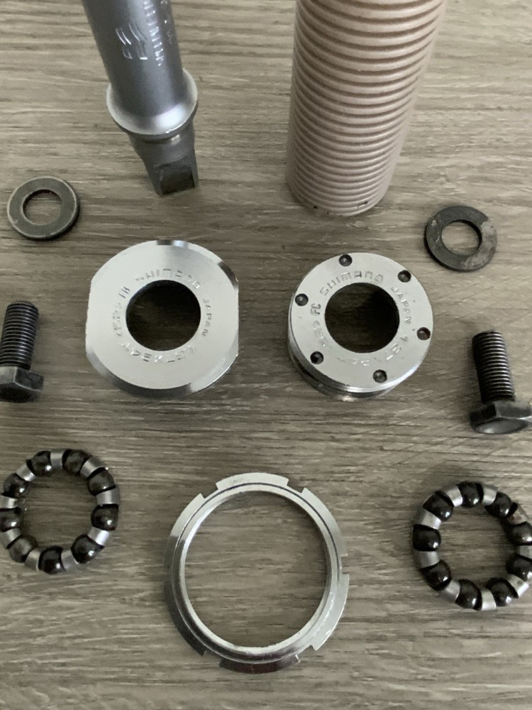 SHIMANO 600 BOTTOM BRACKET BRITISH THREADING 68-112 MM SPECIALIZED SPINDLE