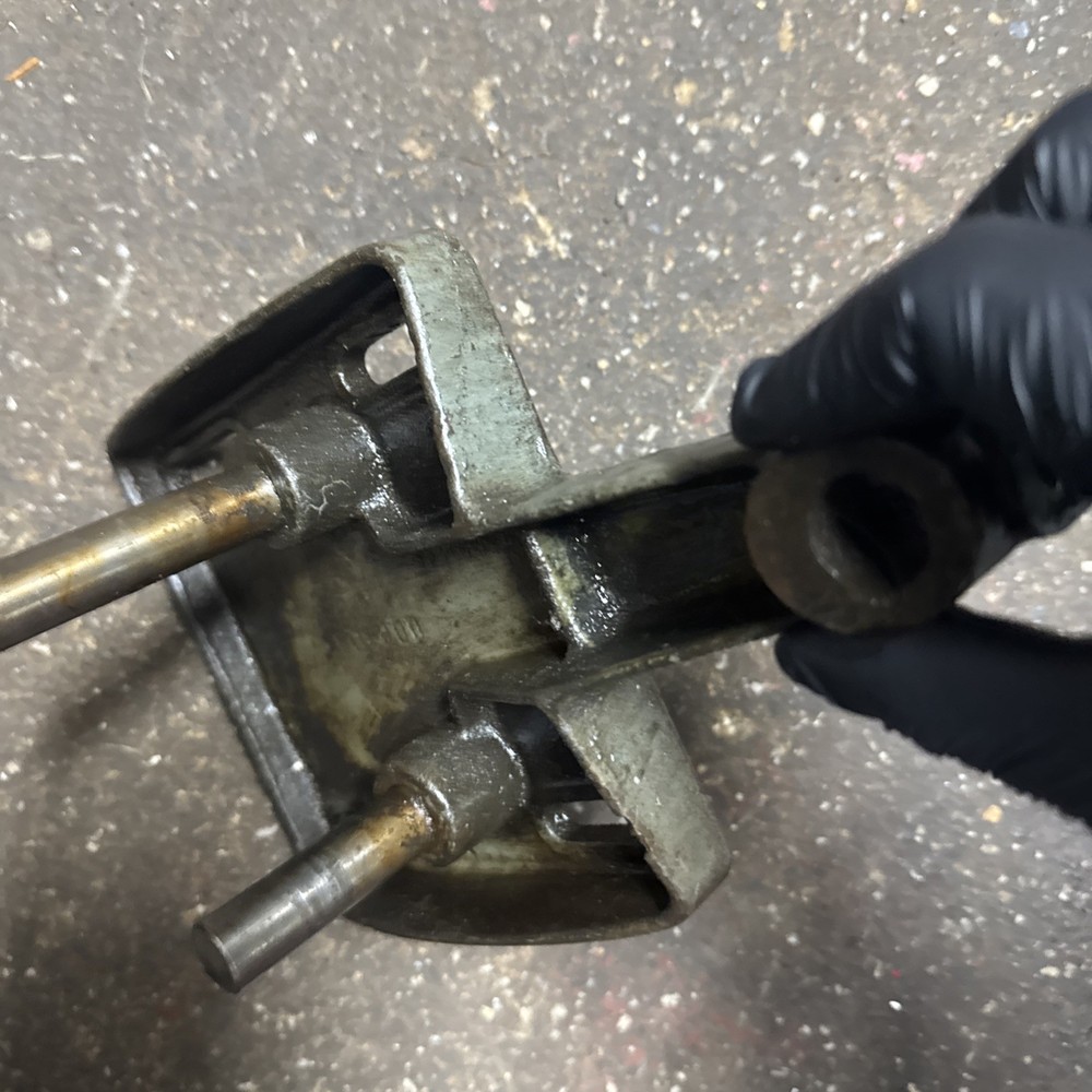 Walker Turner 900 Drill Press Cast Iron Motor Mount, Bracket & Rods DDP-111